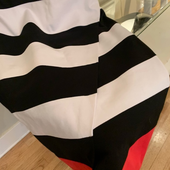 ivy + blu blue and white striped dress! Size 6 💙 - Picture 2 of 6